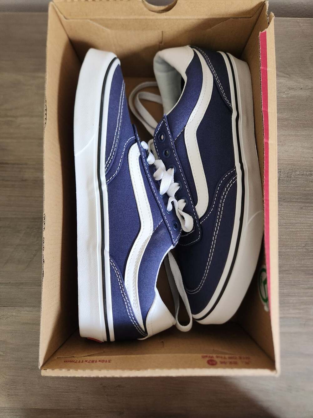 NIB Men's Brooklyn LS VANS Deep Twilight